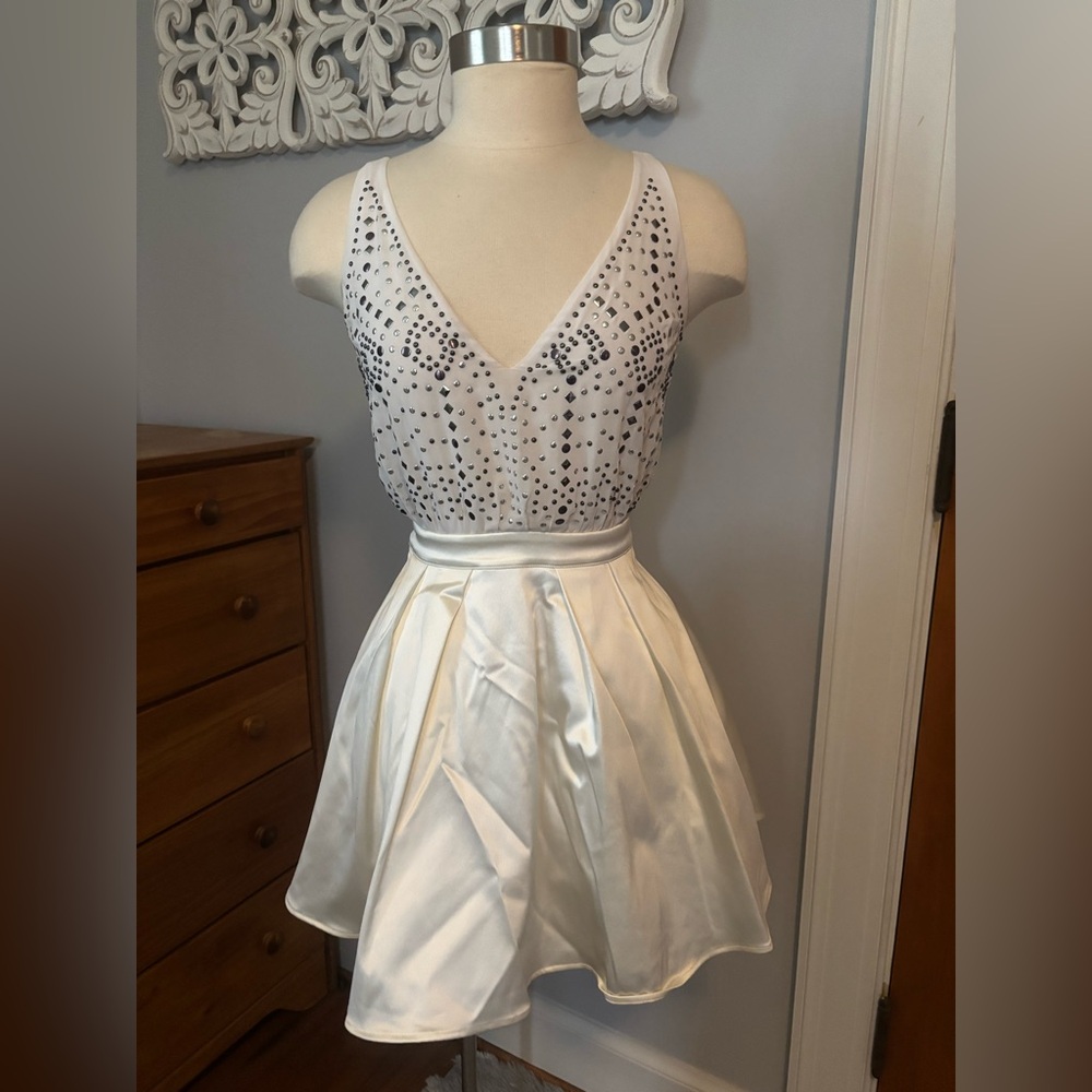 Bebe short dress